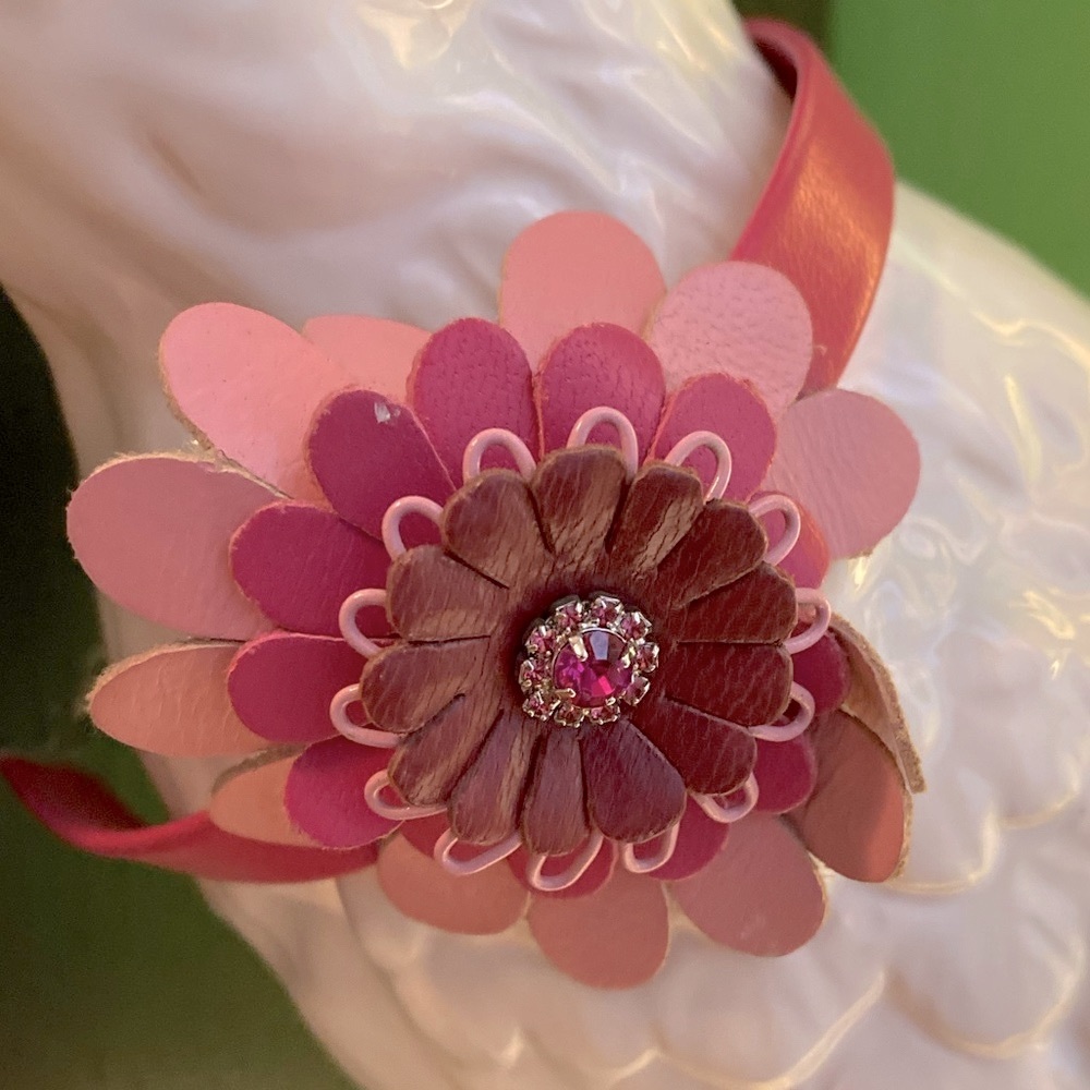 Floral Pink Leather Vintage Noir Choker